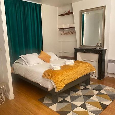 Jolie Appartement A Paris Extérieur photo